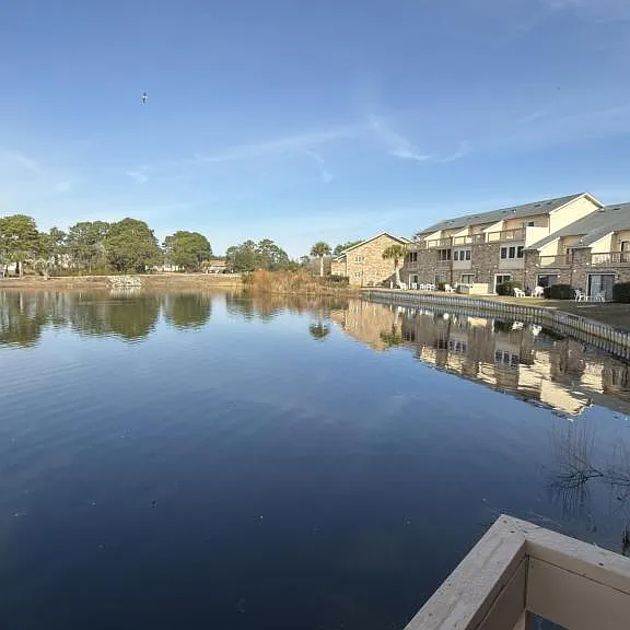 204 Double Eagle Dr #F-1 — Photo 1