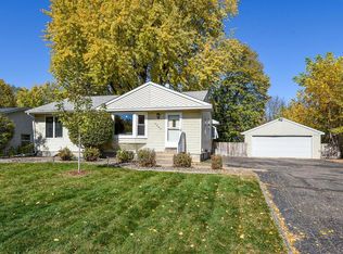 2087 Coral Ln, Eagan, MN 55122