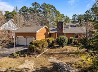 350 Spring Lake Dr, Pinehurst, NC 28374