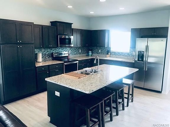 5th image of 1245 N Circle Dr