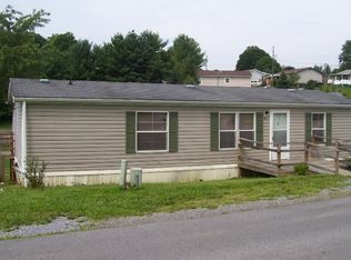 206 Simmons Cir, Princeton, WV 24740
