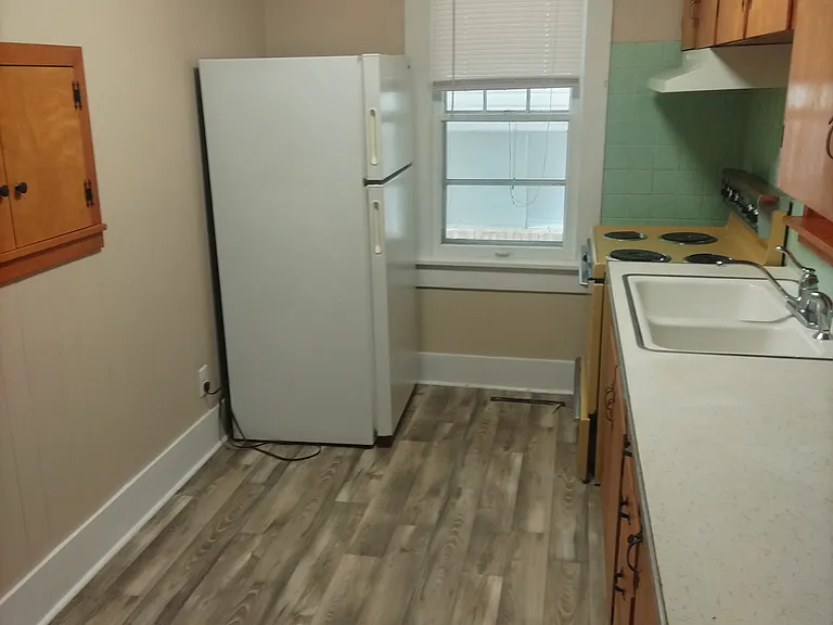 1601 Merchant St — Photo 8