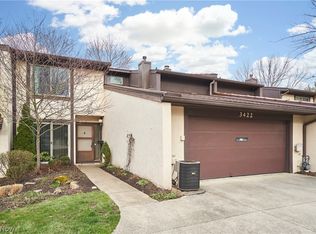 3422 S Smith Rd, Akron, OH 44333