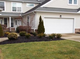 2727 Wyndgate Ct #2727, Westlake, OH 44145