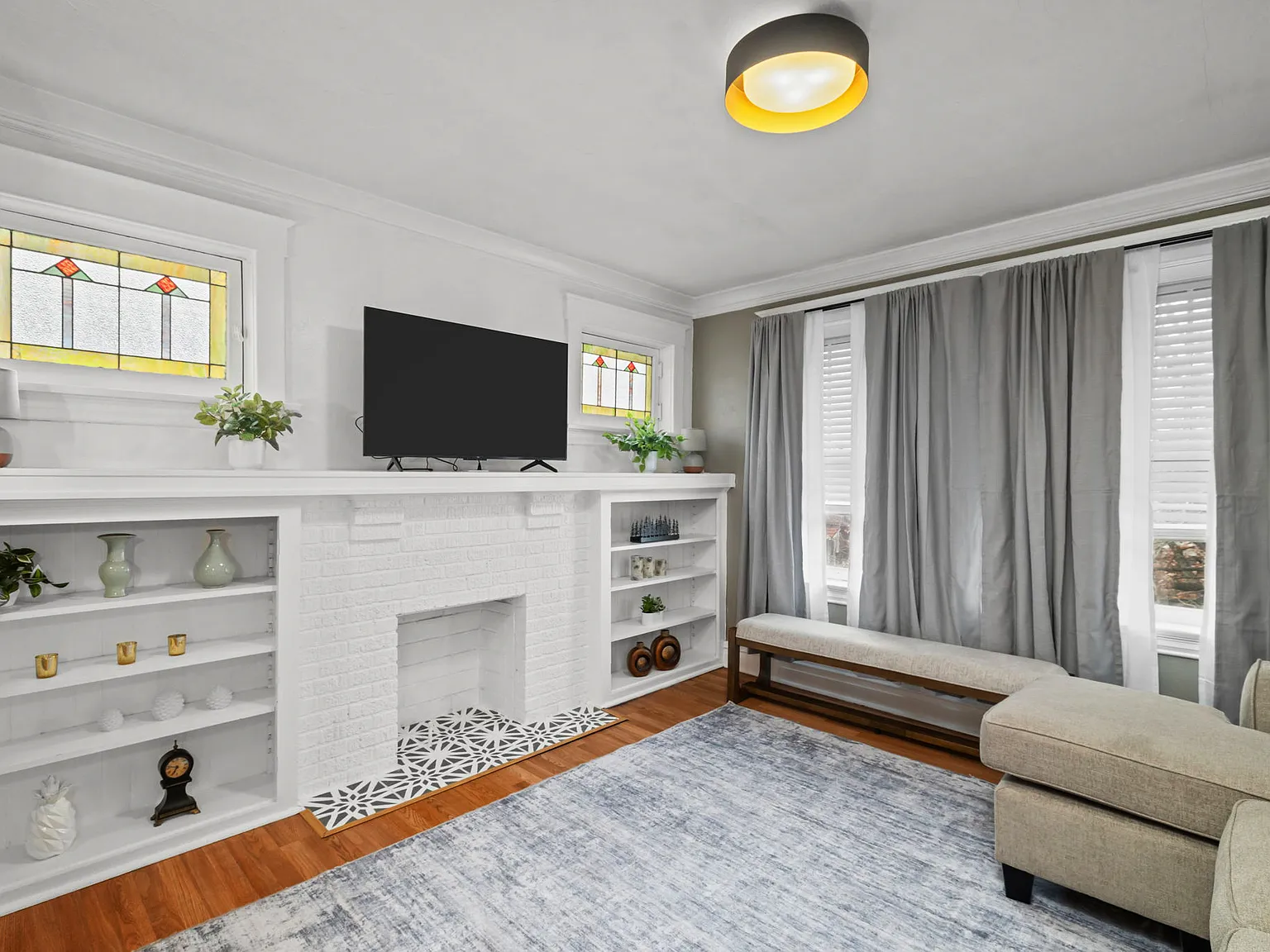 2 bed, $1,900 — Photo 4