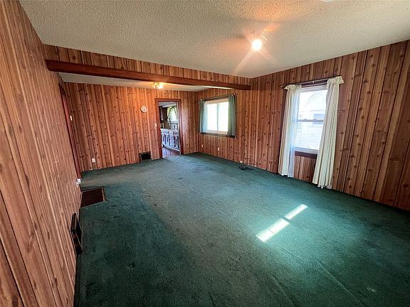 2nd image of 1402 Avenue C