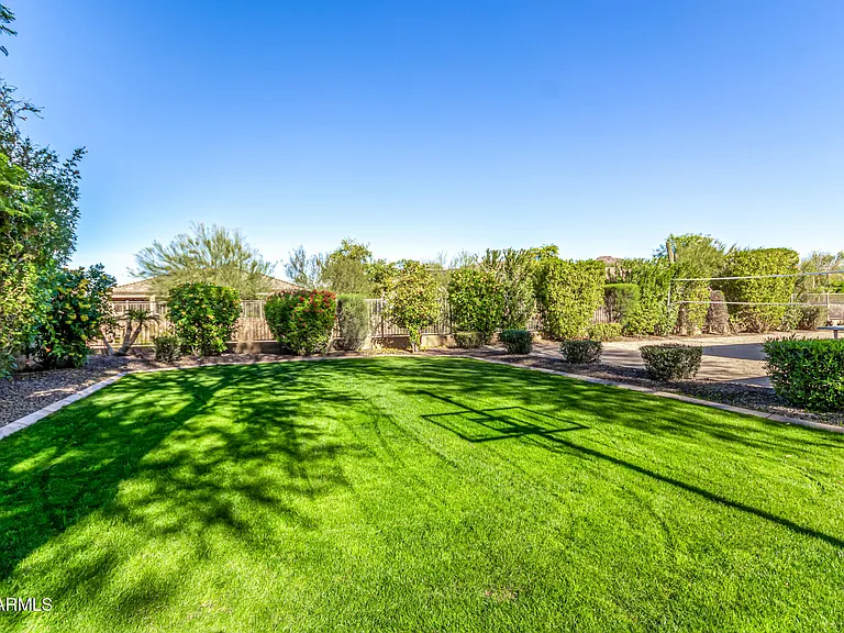 9246 W Molly Ln — Photo 57