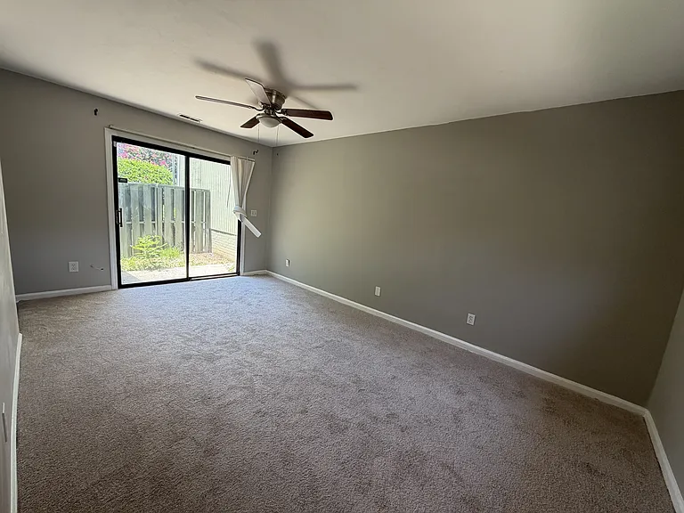 5224 Farm Pond Ln #1 — Photo 2