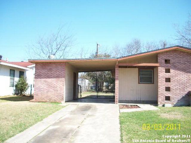 1st image of 226 Moonstone Dr