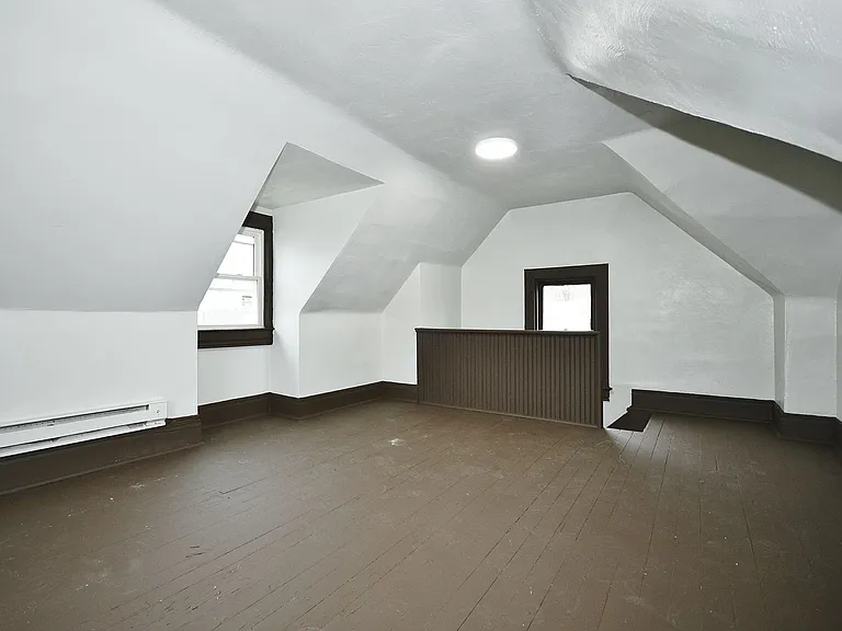 1243 Evans St — Photo 25