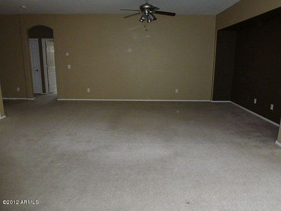 4th image of 2537 W Woburn Ln