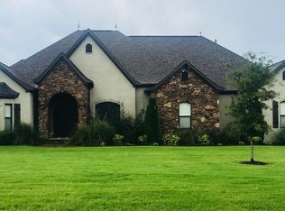 2555 Harbelle Dr, Conway, AR 72034