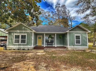18 Squirrel Rd, Defuniak Springs, FL 32433