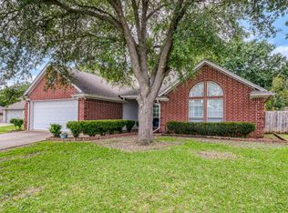 115 King Arthur Ct, Weatherford, TX 76086