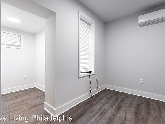 2nd image of 3328 Argyle St #1