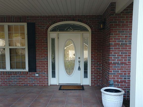 3rd image of 10274 Wildwood Cir