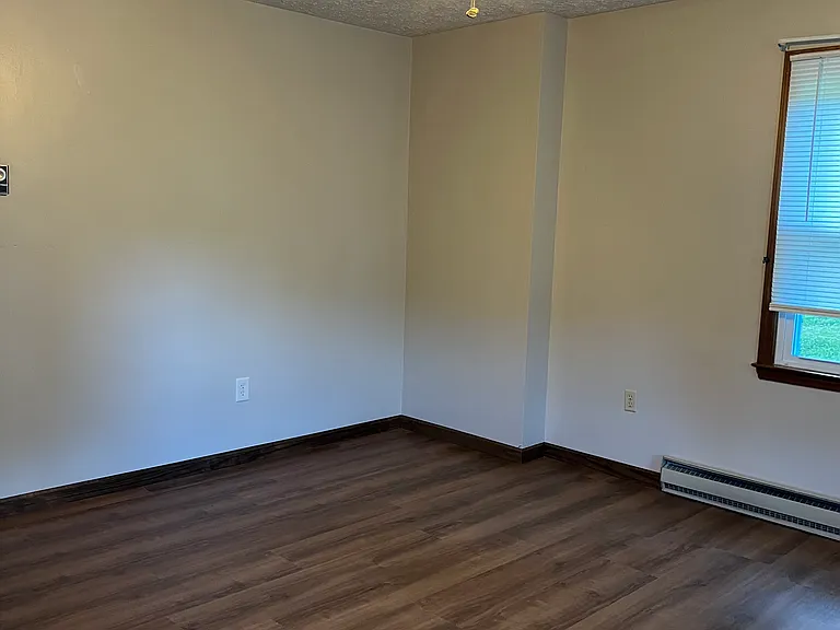 137 Lansing Dr #D — Photo 5