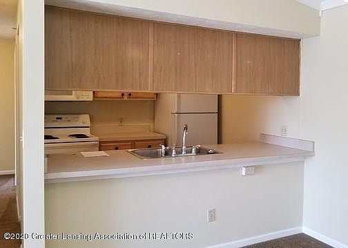 3rd image of 612 Carom Cir #612