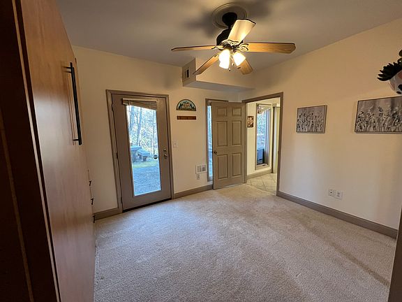 5th image of 3394 Johnson Ferry Rd NE