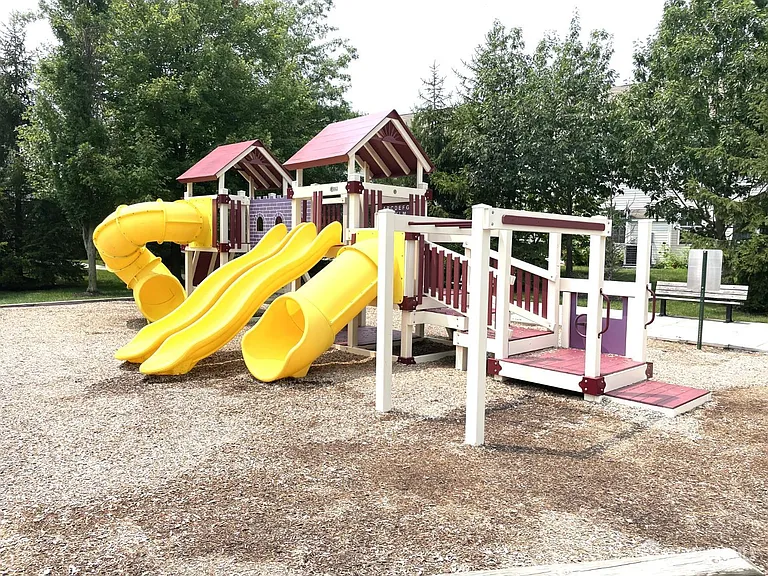 4 Blake Dr — Photo 21