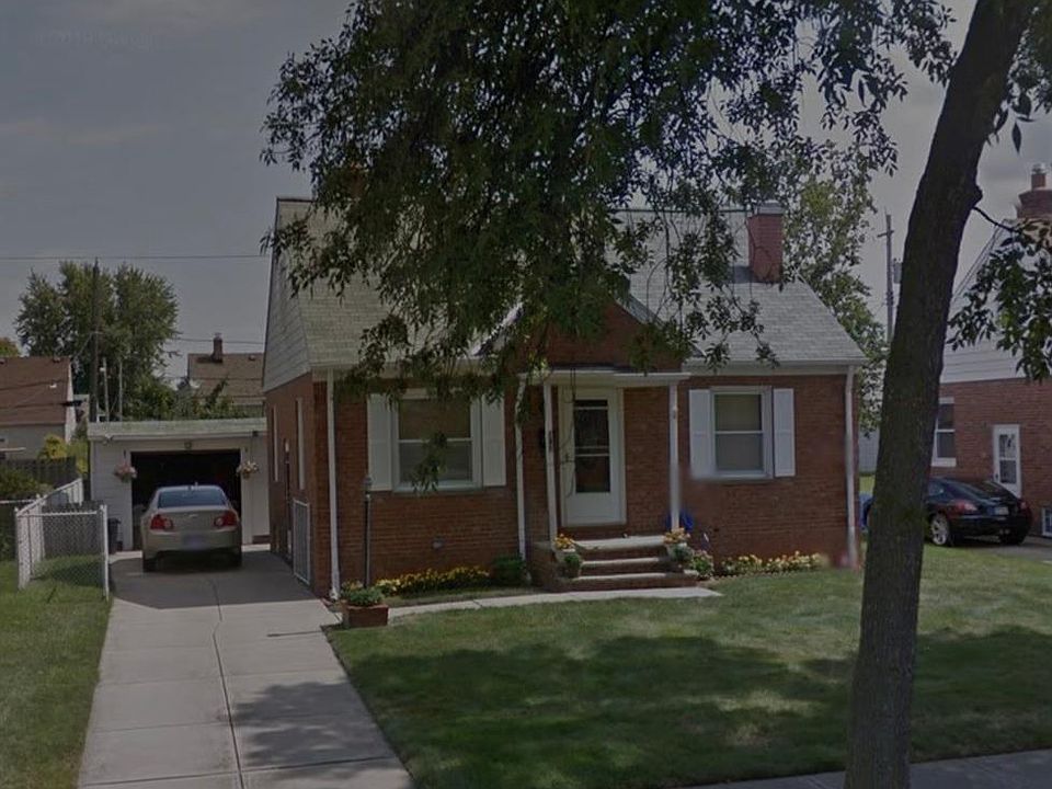 1st image of 245 E 327th St