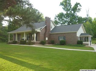 2008 Lawrence Cove Rd, Eva, AL 35621