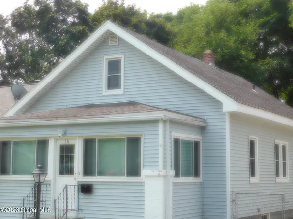 16 Fordham Court, Albany, NY 12209