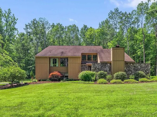 4372 E Monroe Rd, Midland, MI 48642