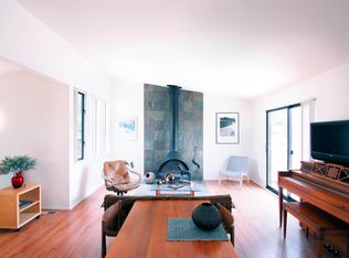 937 Calle Cortita, Santa Barbara, CA 93109