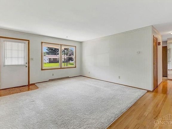 3rd image of 507 Cranewood Dr