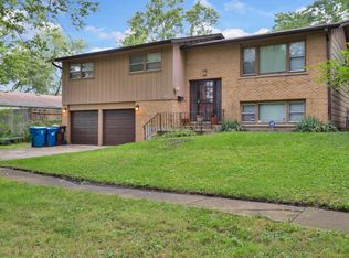 2011 215th Pl, Sauk Village, IL 60411