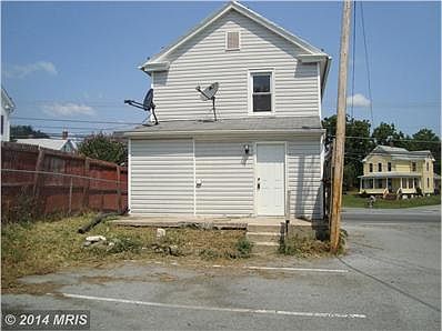 Exterior (Rear)