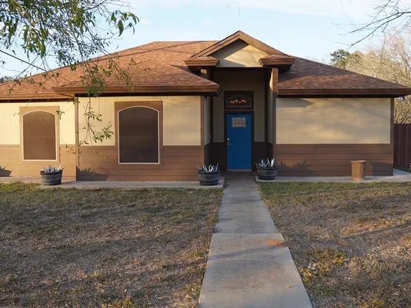 710 W Viggo St, Hebbronville, TX 78361