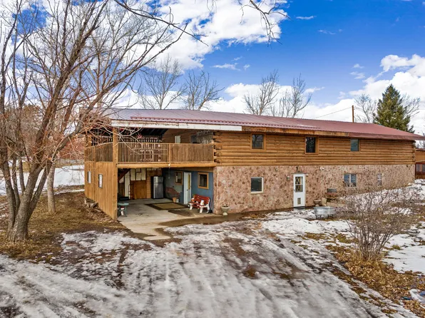21 Shamrock Ln, Great Falls, MT 59405