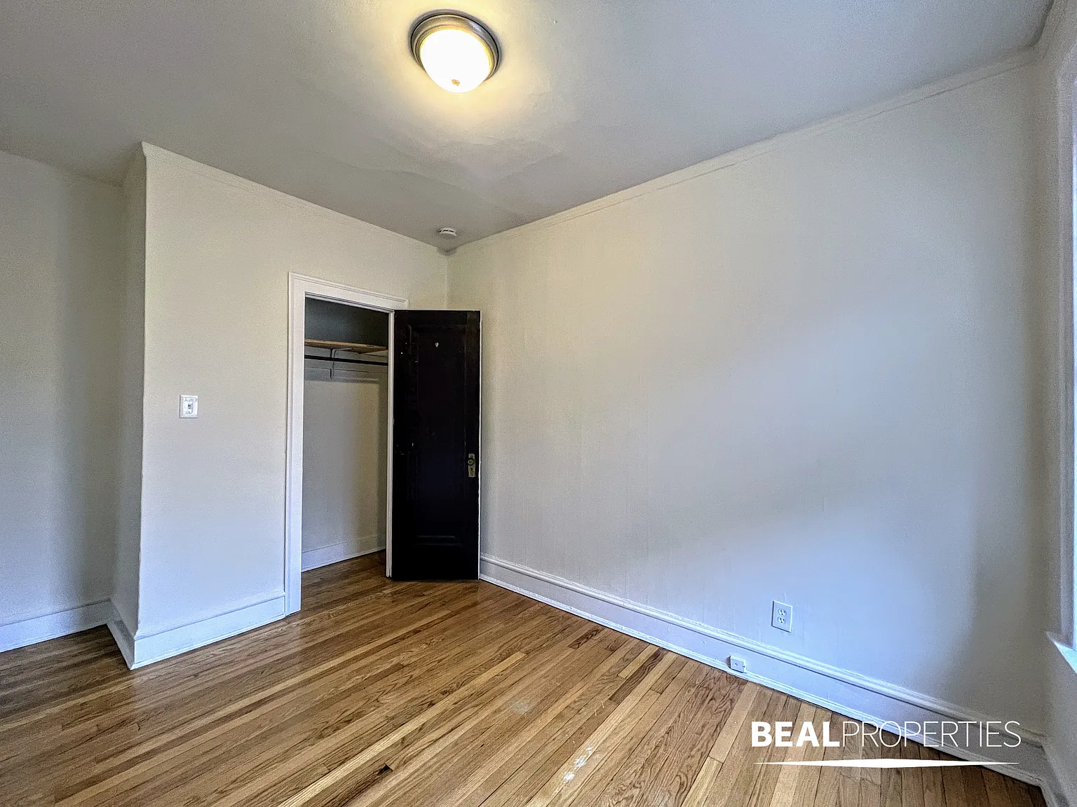 1444-50 W Byron St — Photo 4