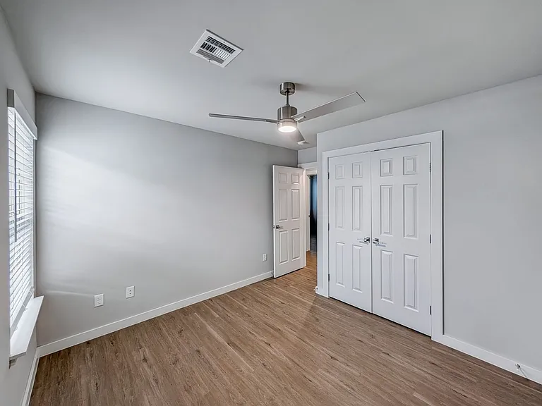 6501 NW Kathleen St — Photo 11