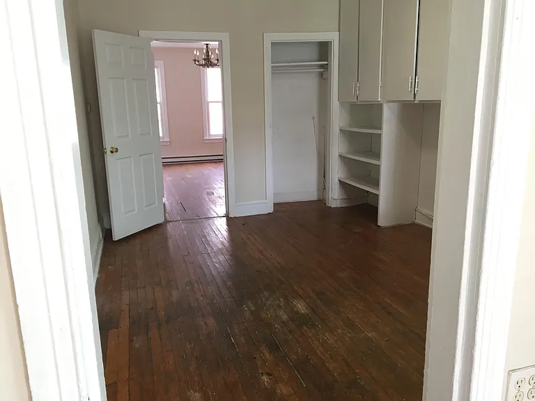 248 Roosevelt Ave #2 — Photo 6