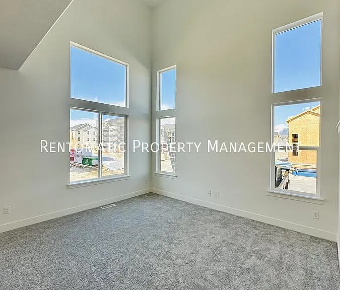 3706 W Big Horn Dr #1 — Photo 7