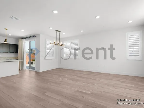 710 Barrett Lake Rd, West Sacramento, CA 95605