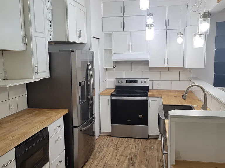 1311 S Person St — Photo 19