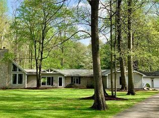 26065 Folley Rd, Columbia Station, OH 44028