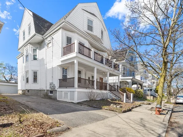 18 Paulina St #1, Somerville, MA 02144