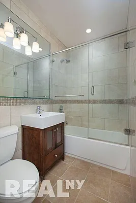 Rented by REAL New York | media 27