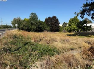 18005 NE Sandy Blvd, Portland, OR 97230