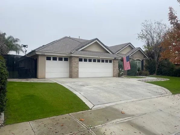 13204 Plumas Wood Ln, Bakersfield, CA 93314