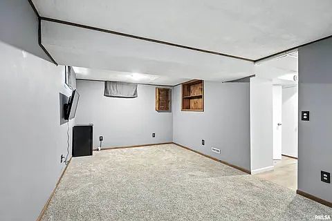 4th image of 1272 Golden Valley Dr
