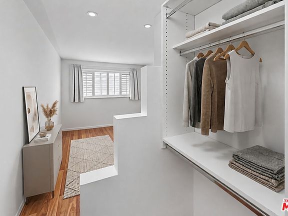 5th image of 1440 23rd St APT 302