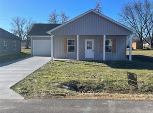 414 Cook Ave, Chaffee, MO 63740