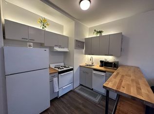 202 W 102nd St #3, New York, NY 10025