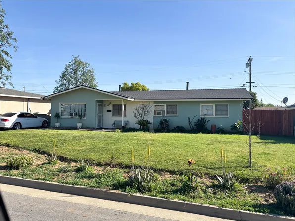 2030 E Linfield St, Glendora, CA 91740